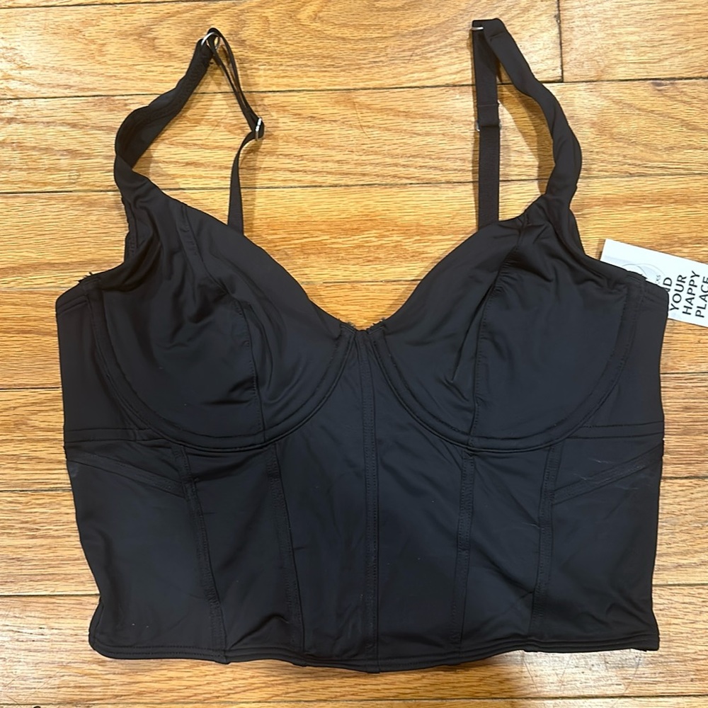 Gilly Hicks Top
